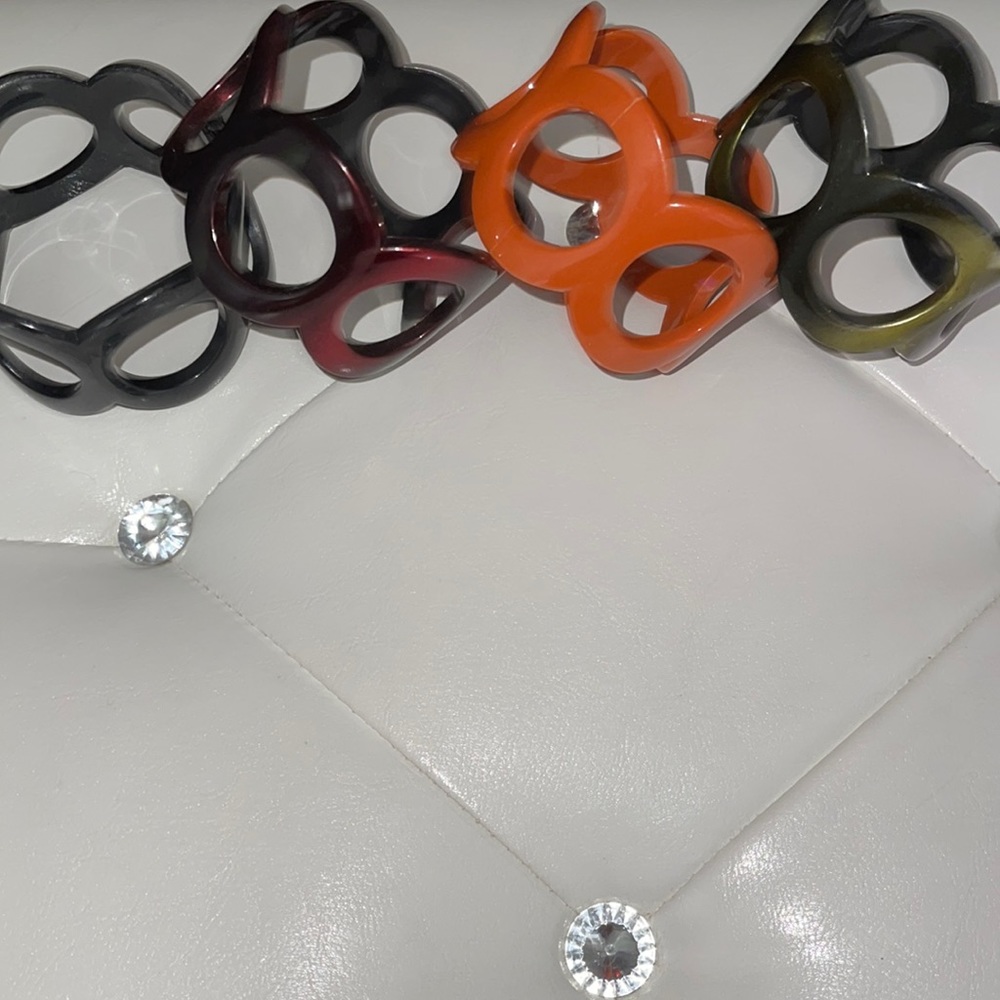Colorful in great condition bracelets! Vibrant colors